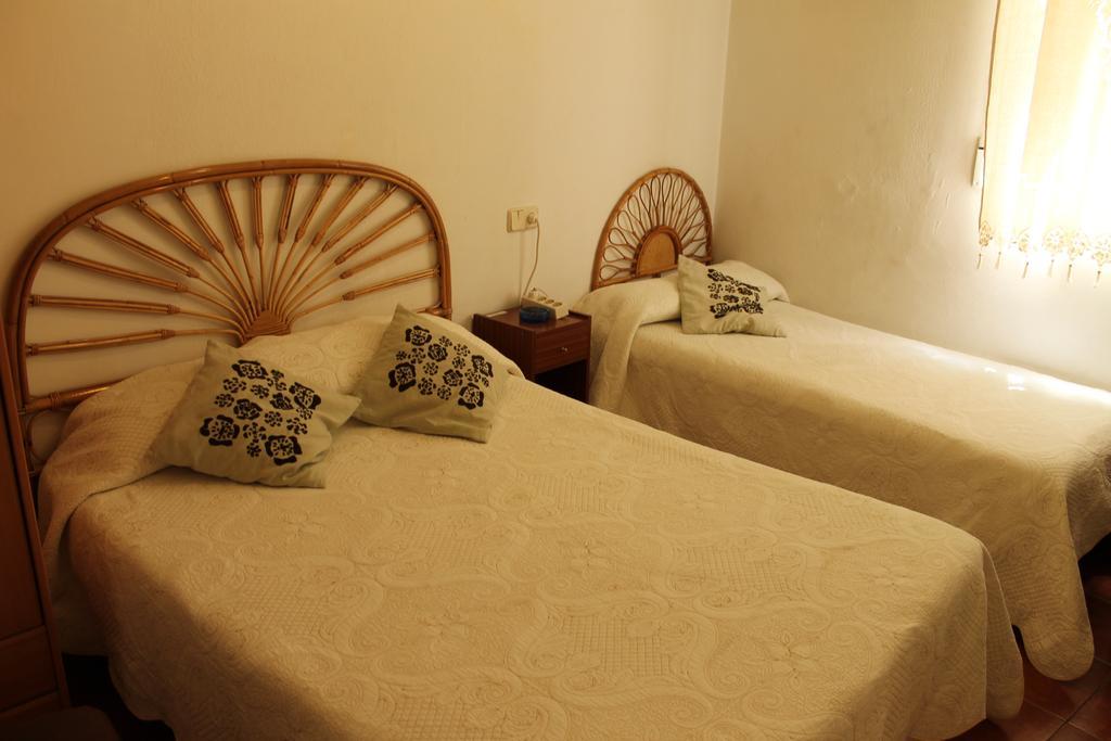 Hostal Graciela Madrid Room photo